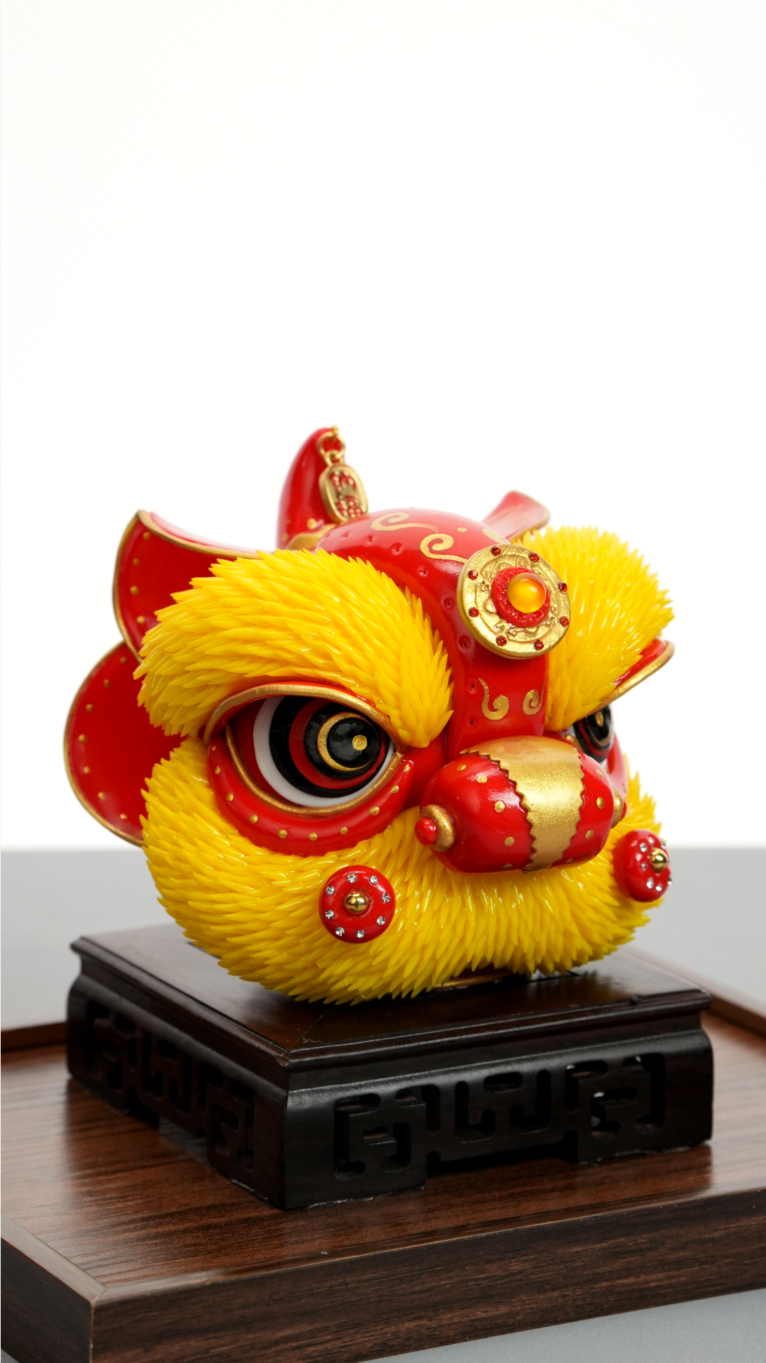 Handcrafted Lion Sculpture-B